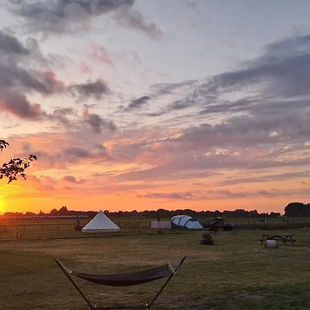 Luxury tent Yurt-tent Met Uitzicht Hensbroek