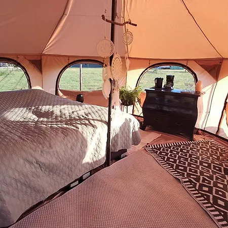 Yurt-tent