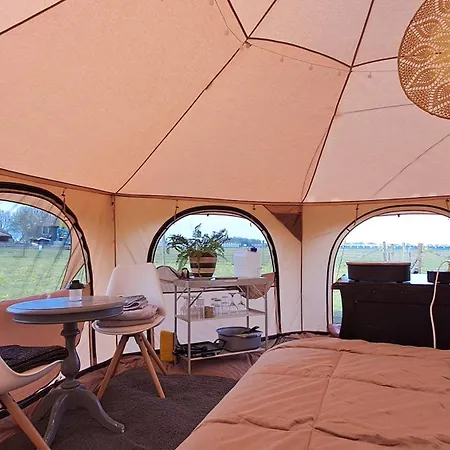Yurt-tent Met Uitzicht Hensbroek