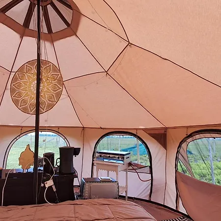 럭셔리텐트 Yurt-tent Met Uitzicht *